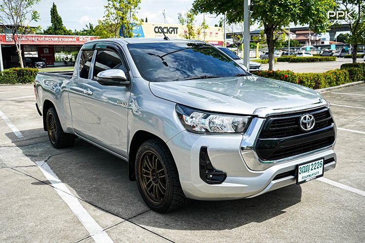 Toyota Hilux Revo 2021 2.4 Z Edition Mid Pickup ดีเซล ไม่ติดแก๊ส เกียร์ธรรมดา เทา รูปที่ 3