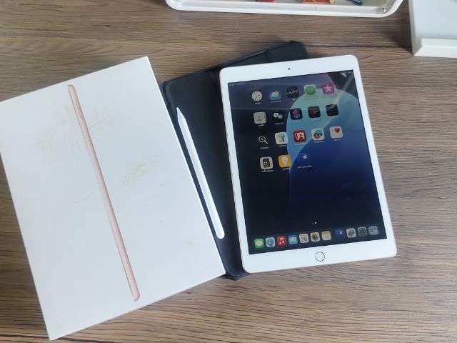 Apple 32 GB Ipad jen8 32gb wifi ครบกล่องสุขภาพฯแบต90