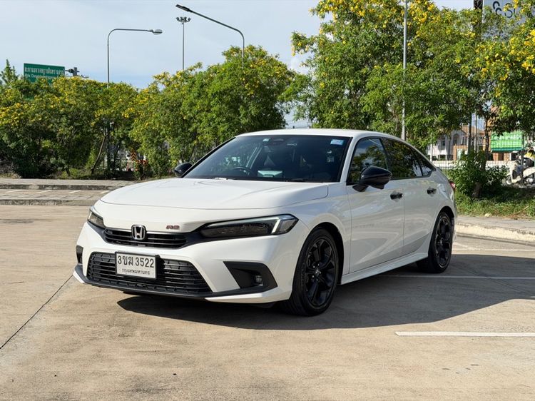 รถ Honda Civic 1.5 Turbo RS สี ขาว