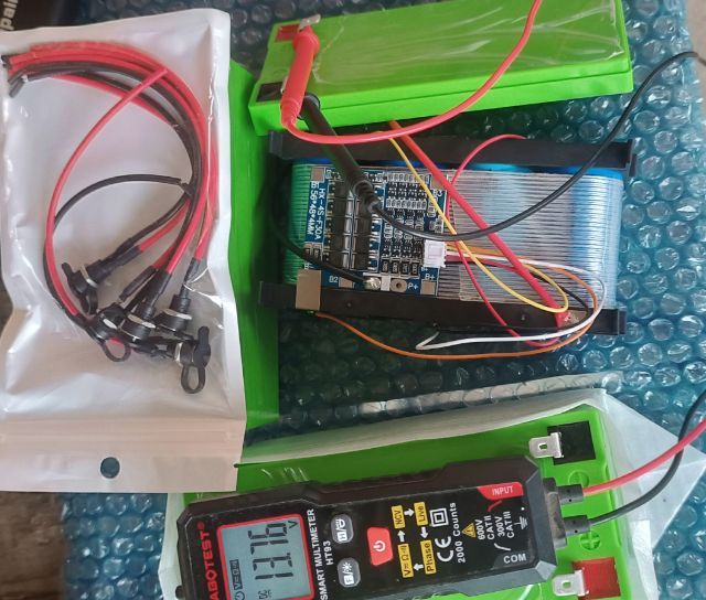 ขายแบตเตอรี่ลิเทียมฟอสเฟส 12.8v6aแบตอึดของใหม่มือ1ใช้ได้กับเครื่องพ่นยาหรือโซล่าเซล