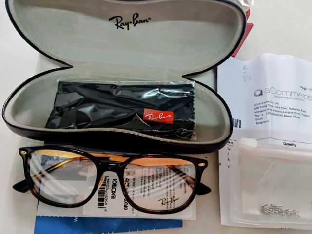 กรอบแว่น​ ​Ray-Ban แท้​ ขนาด​ 54" ( ไม่ผ่านการใช้งาน​ ) 