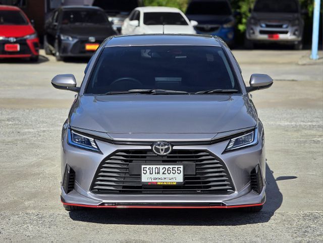 รถ Toyota Yaris ATIV 1.2 Sport Play Limited Edition สี เทา