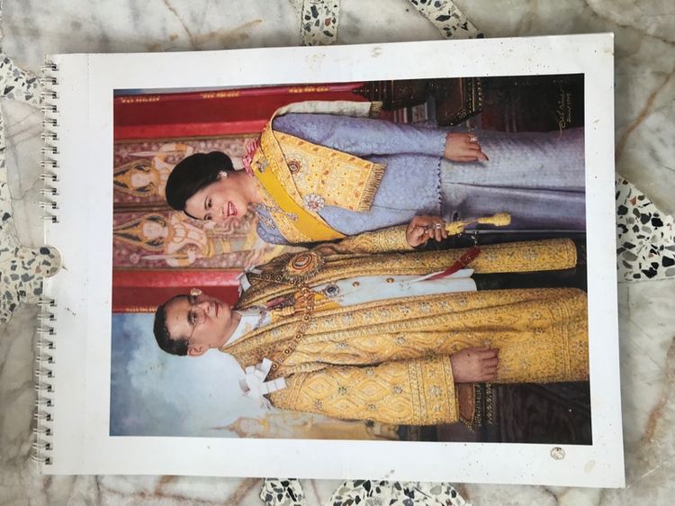 ภาพวาด พระฉายาลักษณ์ สมเด็จพระนางเจ้า งดงาม รูปที่ 15