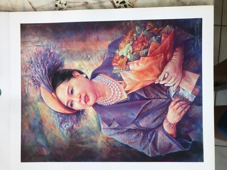 ภาพวาด พระฉายาลักษณ์ สมเด็จพระนางเจ้า งดงาม รูปที่ 6