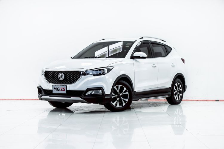 MG ZS 2018 1.5 D Utility-car เบนซิน LPG เกียร์อัตโนมัติ ขาว