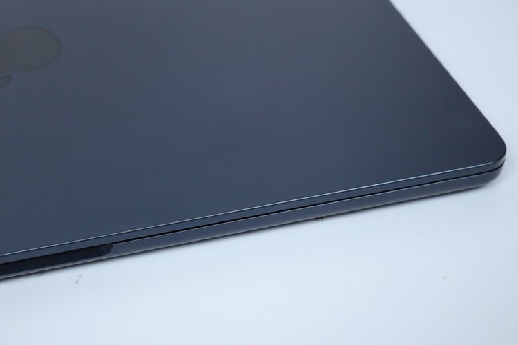 MacBook Air M2 13" 8.256GB รูปที่ 9