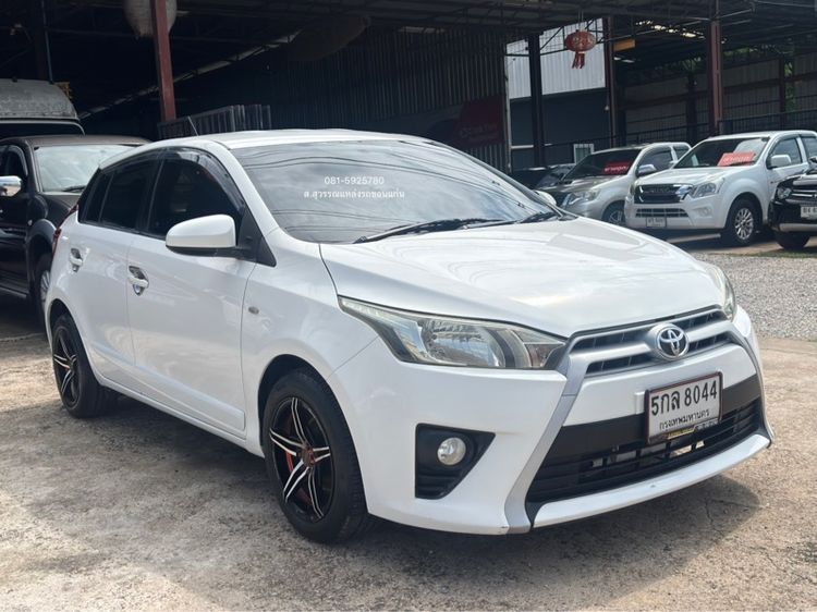 Toyota Yaris 2014 1.2 E เบนซิน ไม่ติดแก๊ส เกียร์อัตโนมัติ ขาว รูปที่ 2