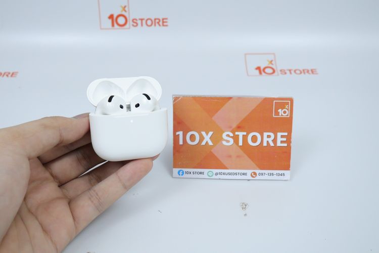 AirPods 4