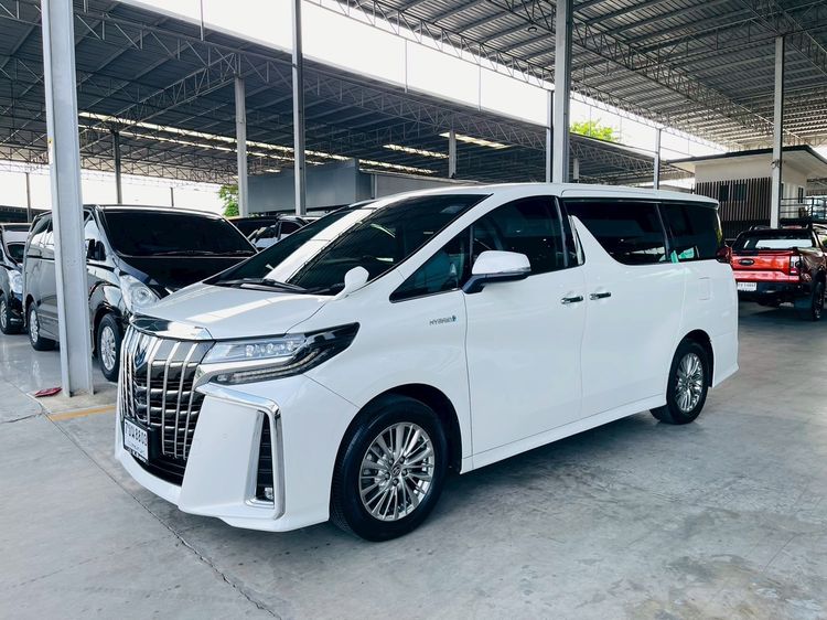 รถ Toyota Alphard 2.5 Hybrid SR C-Package E-Four 4WD สี ขาว