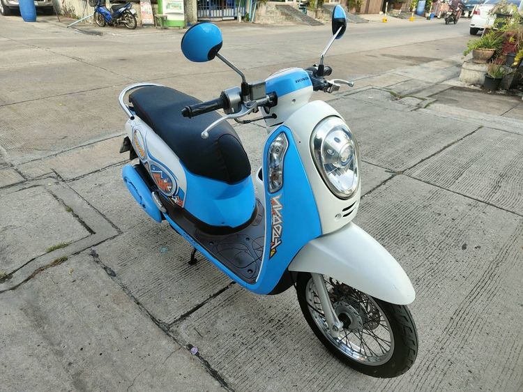 🛵ยังไงก็ขาย SCOOPY-i ปี 56 เครื่องดี สีสวย สตาร์ทมือ เล่มชุดโอนครบ+เปลี่ยนถ่ายน้ำมันเครื่องฟรี ส่งฟรี30 ก.ม รูปที่ 5