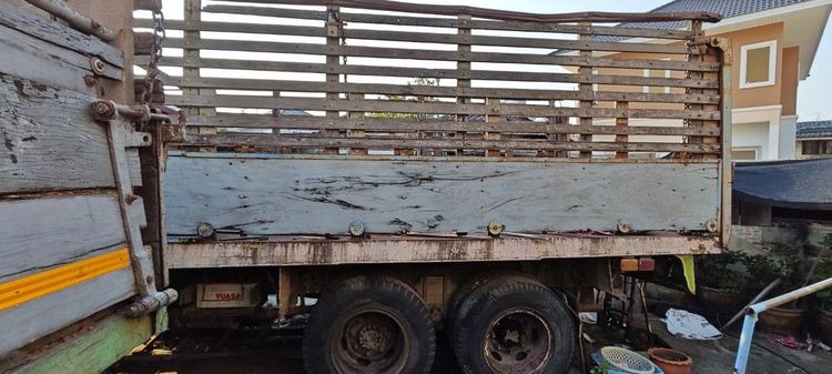 ขายรถบรรทุกหน้ายาว ดั้มพ์ได้ ยี่ห้อ isuzu รูปที่ 4