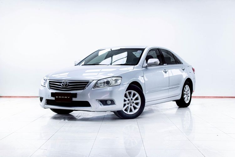 รถ Toyota Camry 2.0 G สี เทา