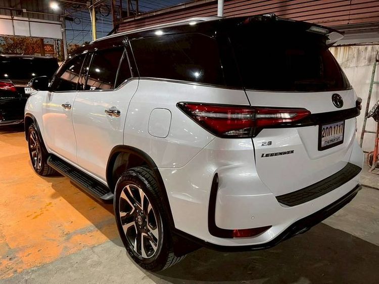 Toyota Fortuner 2025 2.8 LEGENDER 4WD AT Utility-car ดีเซล ไม่ติดแก๊ส เกียร์อัตโนมัติ ขาว รูปที่ 4