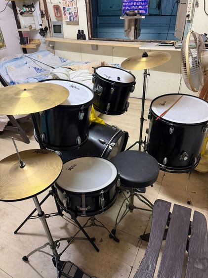 ขายกลองชุด Drums ซื้อมาใช้ไปครั้งเดียว เก็บคลุมผ้าอย่างดี ไม่รั่วไม่แตก ราคาต่อรองได้ รูปที่ 6