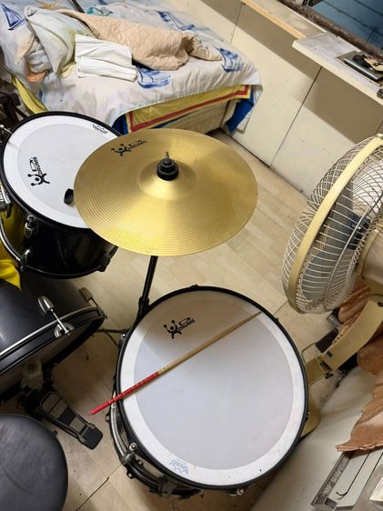 ขายกลองชุด Drums ซื้อมาใช้ไปครั้งเดียว เก็บคลุมผ้าอย่างดี ไม่รั่วไม่แตก ราคาต่อรองได้ รูปที่ 5