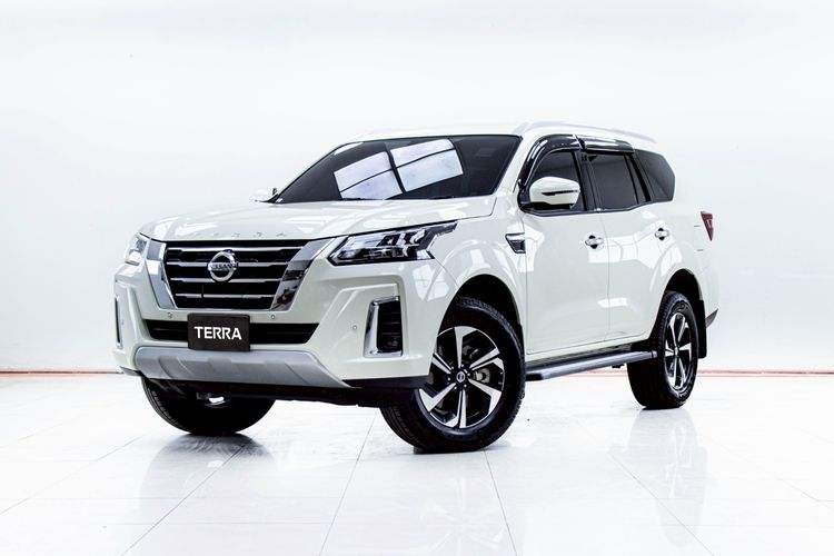Nissan Terra 2022 2.3 VL 4WD Utility-car ดีเซล ไม่ติดแก๊ส เกียร์อัตโนมัติ ขาว