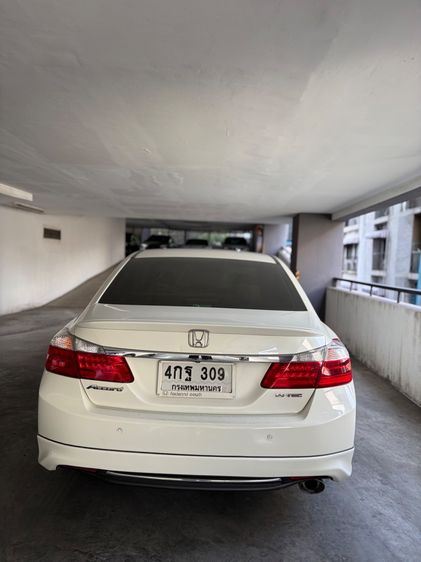 Honda Accord 2015 2.0 EL i-VTEC Sedan เบนซิน ขาว รูปที่ 2