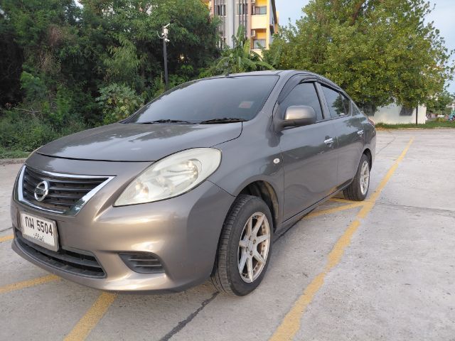 รถ Nissan Almera 1.0L Turbo EL CVT สี น้ำตาล