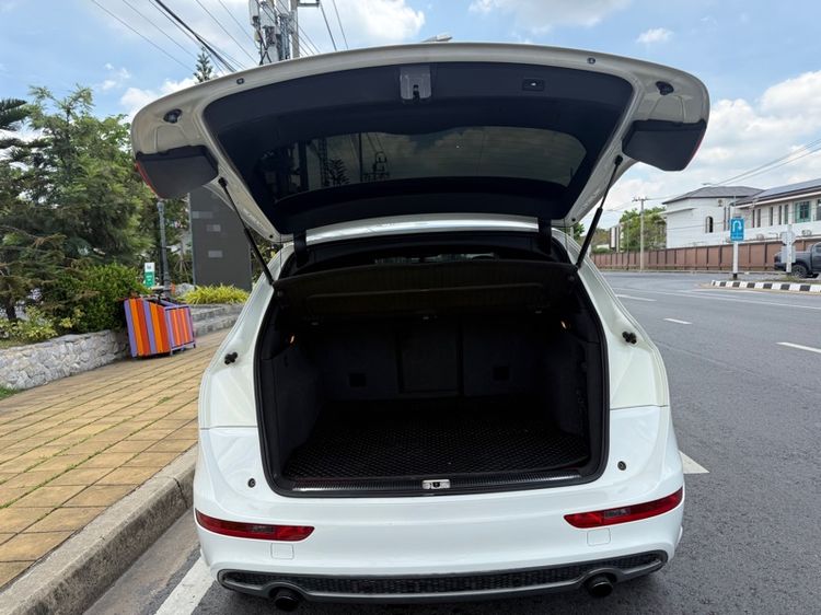 Audi Audi Q5  2010 2.0 TFSI Quattro 4WD Utility-car เบนซิน ไม่ติดแก๊ส เกียร์อัตโนมัติ ขาว รูปที่ 4