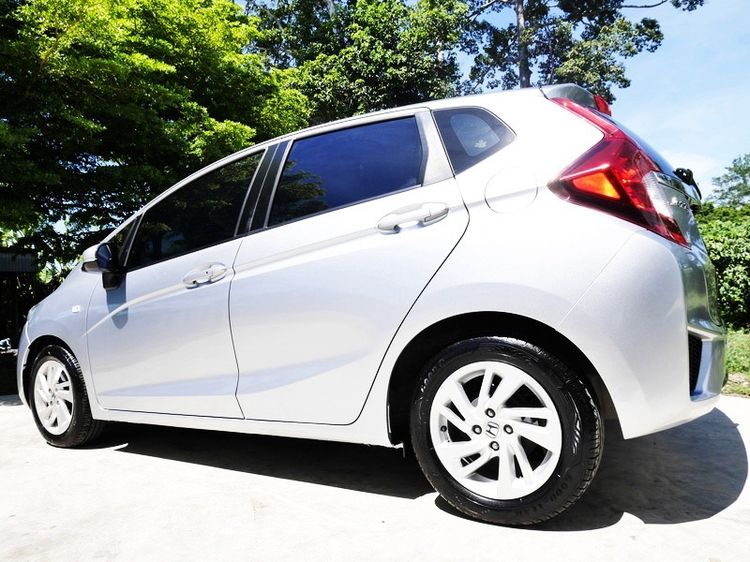 Honda Jazz 2016 1.5 V i-VTEC Sedan เบนซิน ไม่ติดแก๊ส เกียร์อัตโนมัติ บรอนซ์เงิน รูปที่ 3
