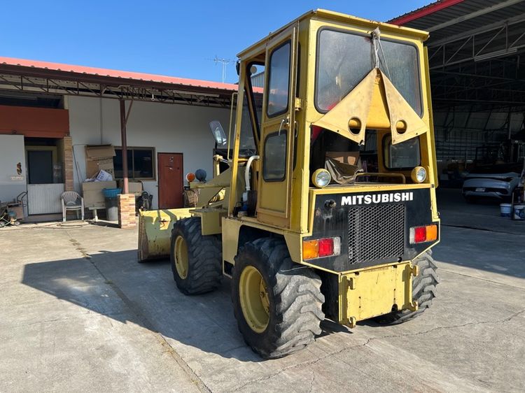 รถตักล้อยาง MITSUBISHI  รุ่น WS300 บุ้งกี๋ 0.5 คิว ยกสูง 3 เมตร รถเก่านอกนำเข้า  รูปที่ 9