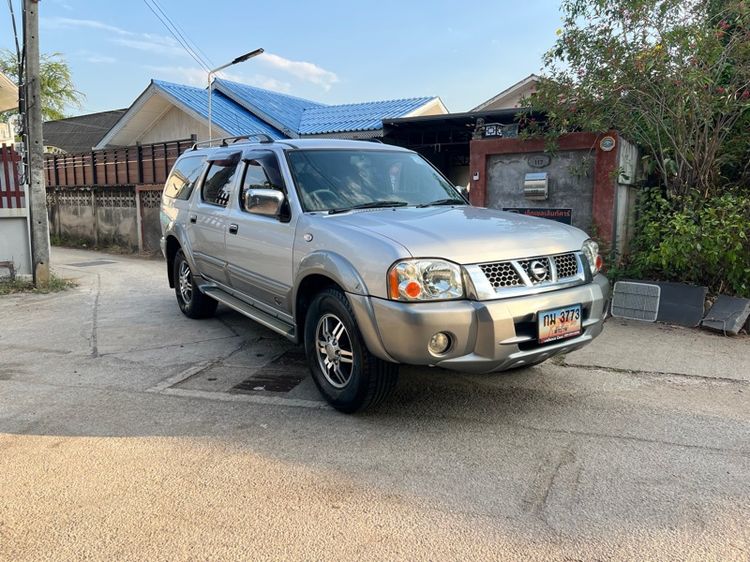 Nissan Xciter 2004 3.0 Super GL Van ดีเซล ไม่ติดแก๊ส เกียร์ธรรมดา บรอนซ์เงิน