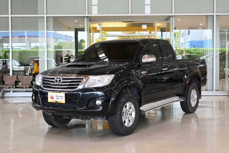 รถ Toyota Hilux Vigo Champ Smart Cab 2.5 E VNT Prerunner สี ดำ