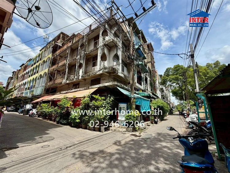 อาคารพาณิชย์ 4.5 ชั้น 17 ตร.ว. อาคารพาณิชย์ ซอยเพชรบุรี7 ถนนเพชรบุรี ถนนพญาไท เขตพญาไท กรุงเทพมหานคร