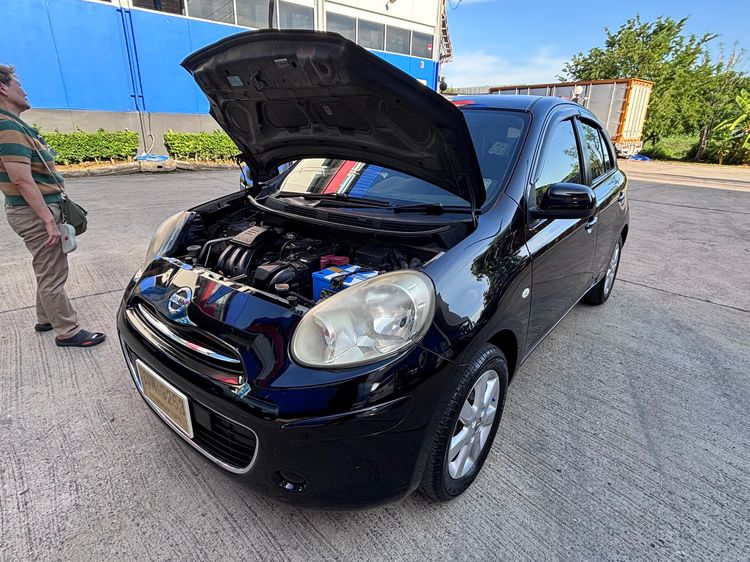 Nissan March 2011 1.2 S Sedan เบนซิน ไม่ติดแก๊ส เกียร์อัตโนมัติ ดำ รูปที่ 2