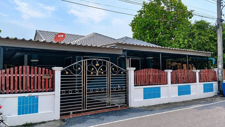 มีบางส่วน ขายบ้านเดี่ยว หมู่บ้านอริสรา 3 ลาดหลุมแก้ว ปทุมธานี พร้อมอยู่ ราคา 2.7 ล้าน รูปที่ 2