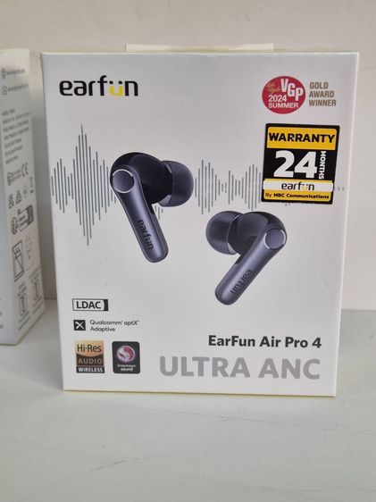 หูฟังไร้สาย EarFun Air Pro 4 Ultra ANC สีดํา