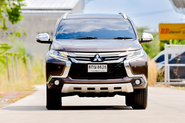 รถ Mitsubishi Pajero Sport 2.4 GT Premium 2WD สี น้ำตาล