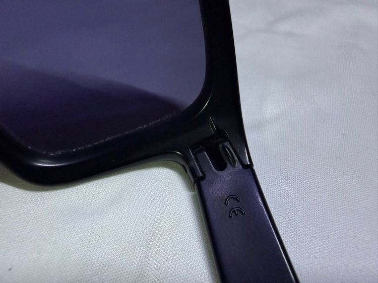 ขายแว่นตากันแดด มือสอง Oakley รุ่น Holbrook ปี 2017  รูปที่ 4