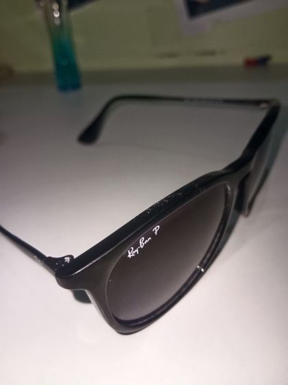 แว่นกันแดด Ray-Ban Erika RB4171F  รูปที่ 2