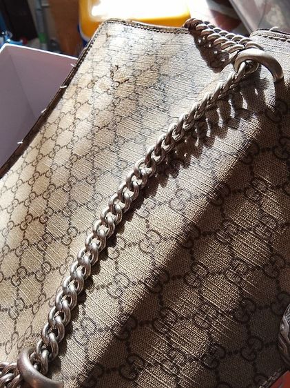 🔥 Gucci Dionysus GG Supreme สวยหรู ดูแพงมาก
สายโซ่เงิน  ภายในกำมะหยี่แดง รุ่นฮิตตลอดกาล  รูปที่ 3