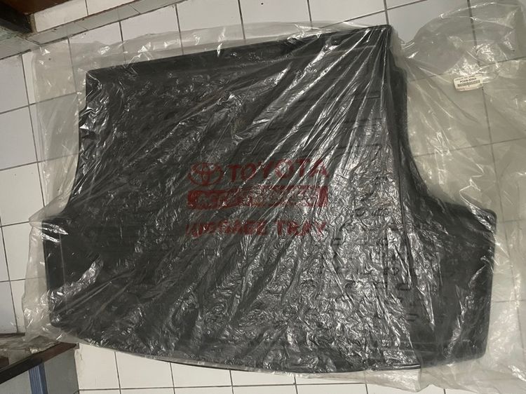 พรมปูพื้นรถยนต์ ถาดท้ายรถโตโยต้ายารีส เอทีฟ4ประตู