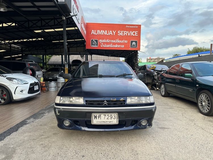 รถ Citroen Xantia 2.0 สี น้ำเงิน