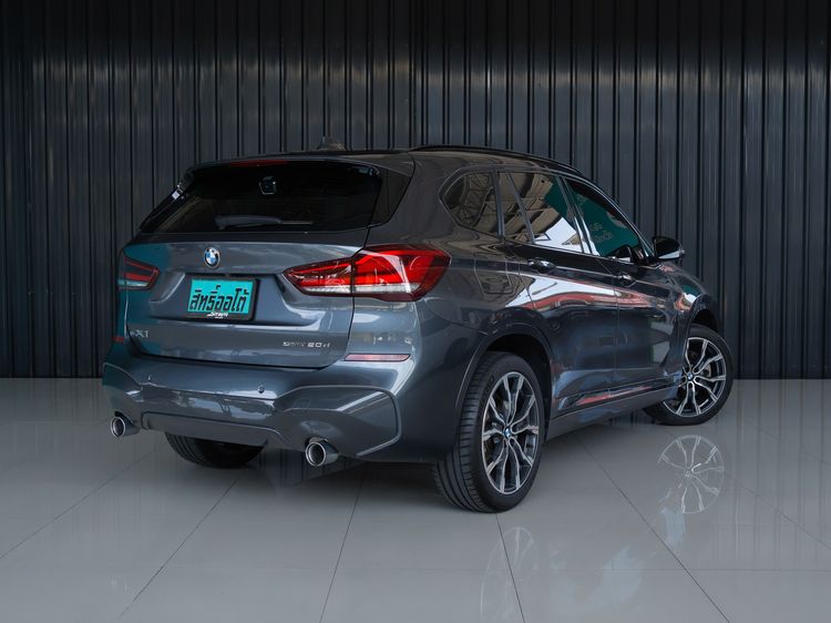 BMW X1 2021 2.0 sDrive20d M Sport Utility-car ดีเซล ไม่ติดแก๊ส เกียร์อัตโนมัติ เทา รูปที่ 3