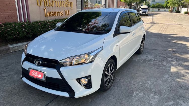 Toyota Yaris 2015 1.2 E Sedan เบนซิน เกียร์อัตโนมัติ ขาว