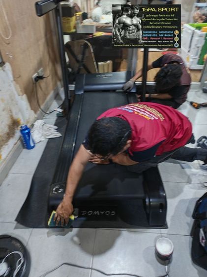ช่างเปลี่ยนพื้นกระดานลู่วิ่งไฟฟ้าDomyos​ T900B ช่างซ่อมลู่วิ่งไฟฟ้าปากเกร็ด ซ่อมได้ทุกรุ่น ทุกยี่ห้อ ทุกอาการ บริการถึงบ้านท่านทั่วไทย

 รูปที่ 17