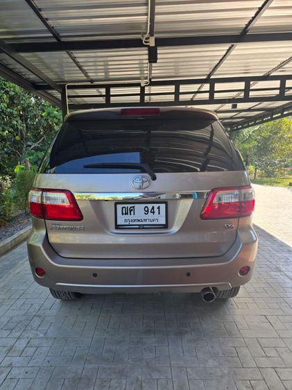 Toyota Fortuner 2010 2.7 V Van เบนซิน ไม่ติดแก๊ส เกียร์อัตโนมัติ บรอนซ์ทอง รูปที่ 4