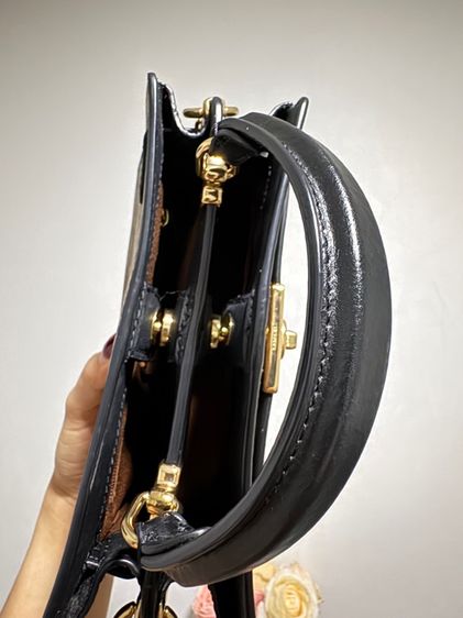 ปล่อย Coach สภาพมือ1 รูปที่ 14