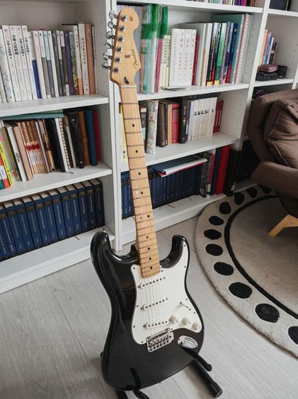 กีต้าร์ไฟฟ้า กีตาร์ไฟฟ้า Fender Player Stratocaster ผลิตในประเทศเม็กซิโก ปี 2021