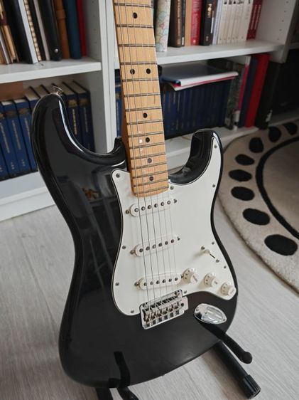 กีตาร์ไฟฟ้า Fender Player Stratocaster ผลิตในประเทศเม็กซิโก ปี 2021 รูปที่ 3