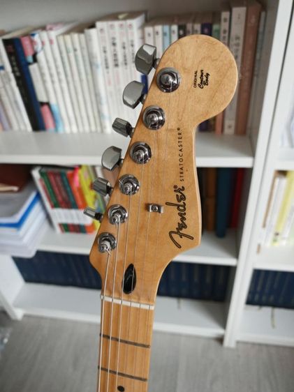 กีตาร์ไฟฟ้า Fender Player Stratocaster ผลิตในประเทศเม็กซิโก ปี 2021 รูปที่ 6