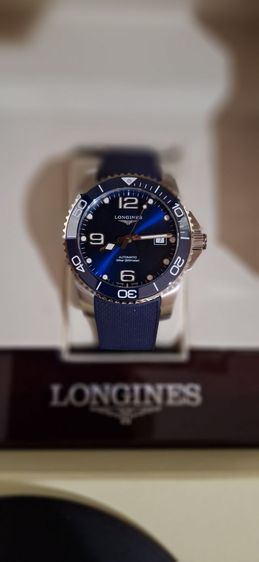 นาฬิกา Longines HydroConquest