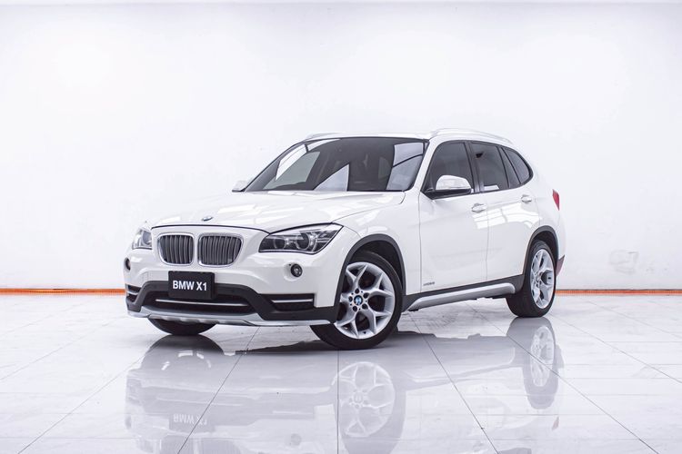 รถ BMW X1 1.5 sDrive18i xLine สี ขาว