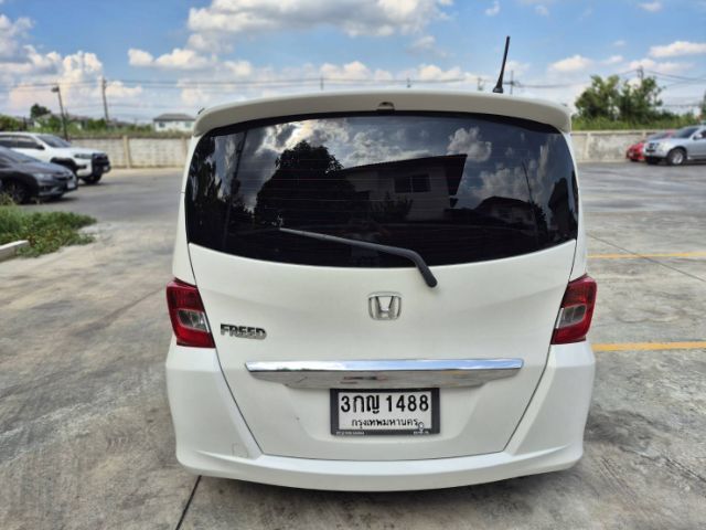 Honda Freed 2014 1.5 EL เบนซิน ไม่ติดแก๊ส เกียร์อัตโนมัติ ขาว รูปที่ 4