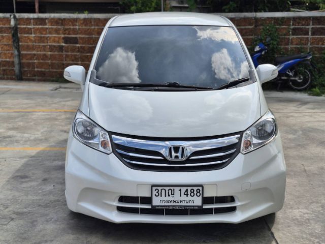 Honda Freed 2014 1.5 EL เบนซิน ไม่ติดแก๊ส เกียร์อัตโนมัติ ขาว รูปที่ 3