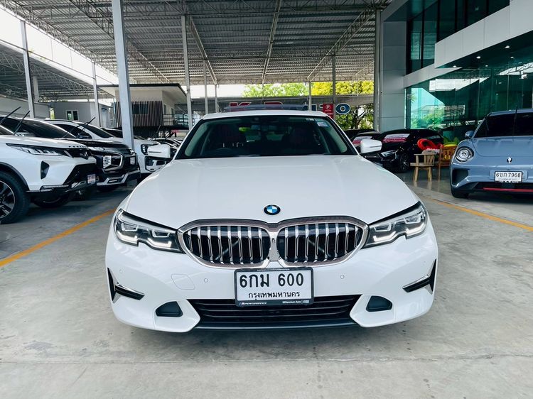 BMW Series 3 2021 320Li Sedan เบนซิน ไม่ติดแก๊ส เกียร์อัตโนมัติ ขาว รูปที่ 3
